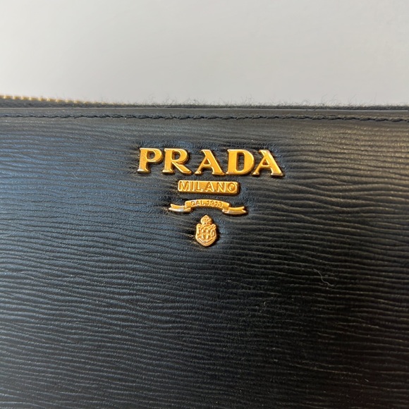 Prada Zip Wallet - Picture 3 of 9